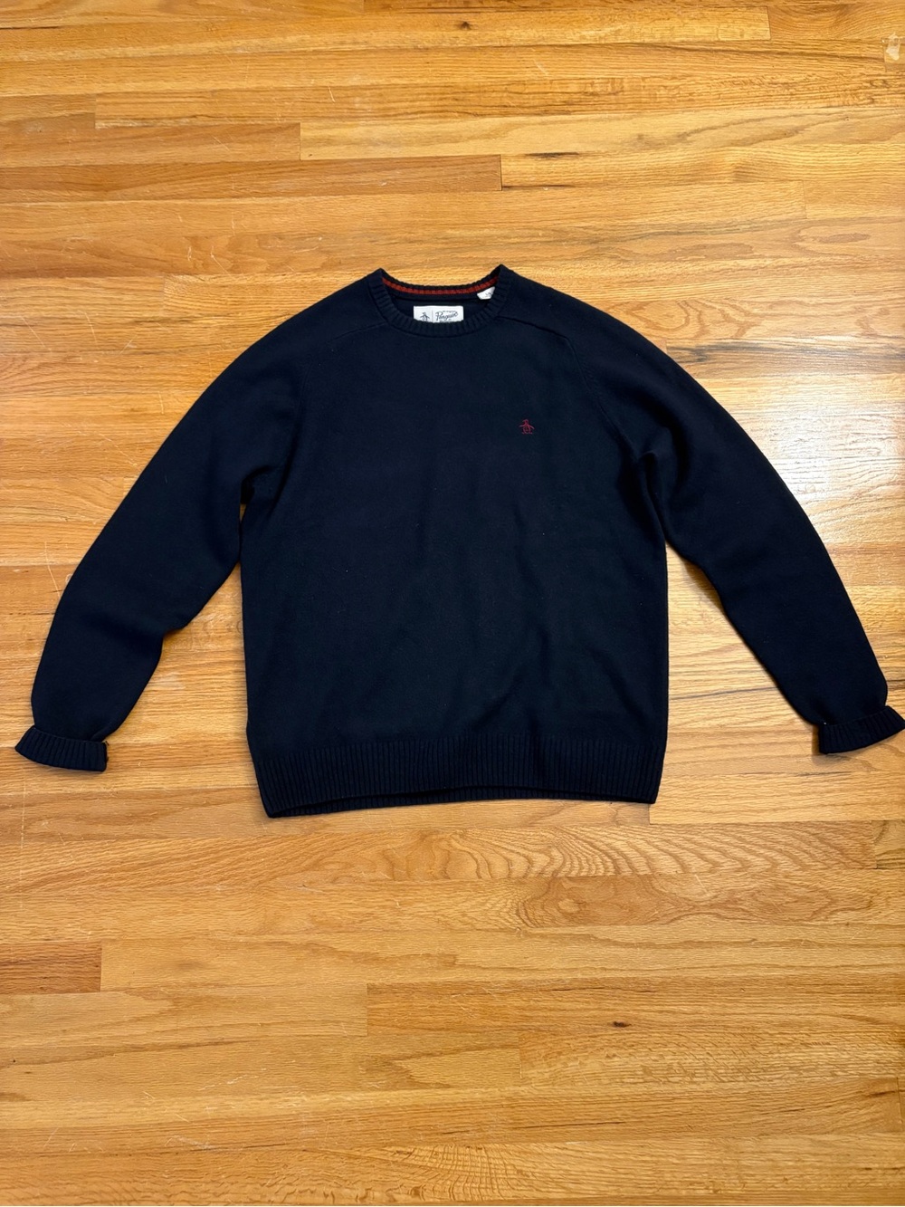Classic Crewneck Wool Sweater in Navy Size Large